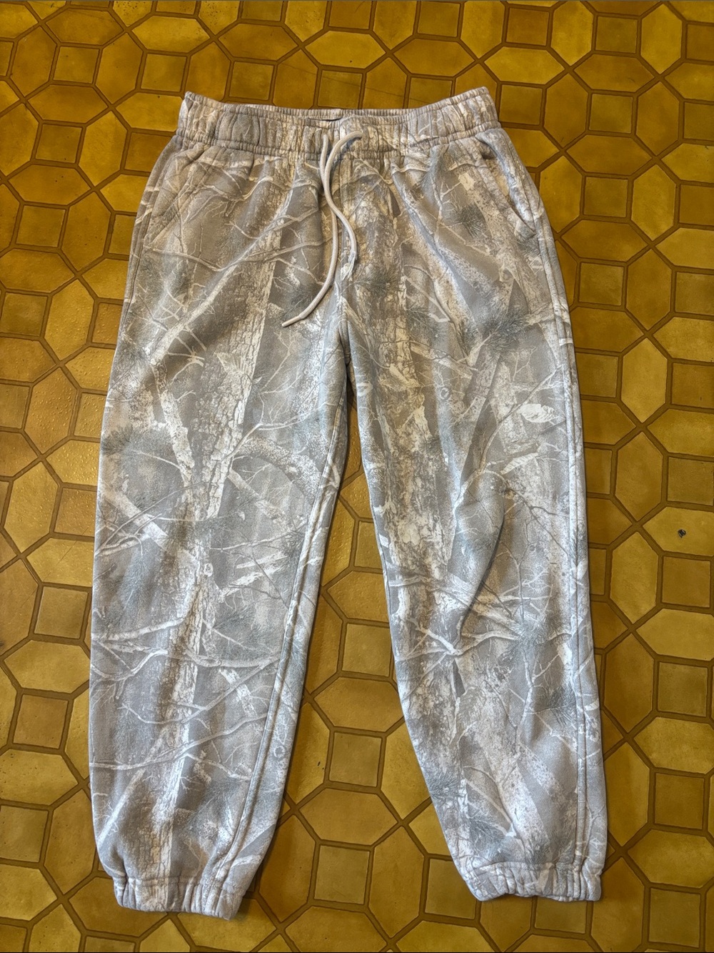 Abercrombie & Fitch Light Gray Patterned Joggers